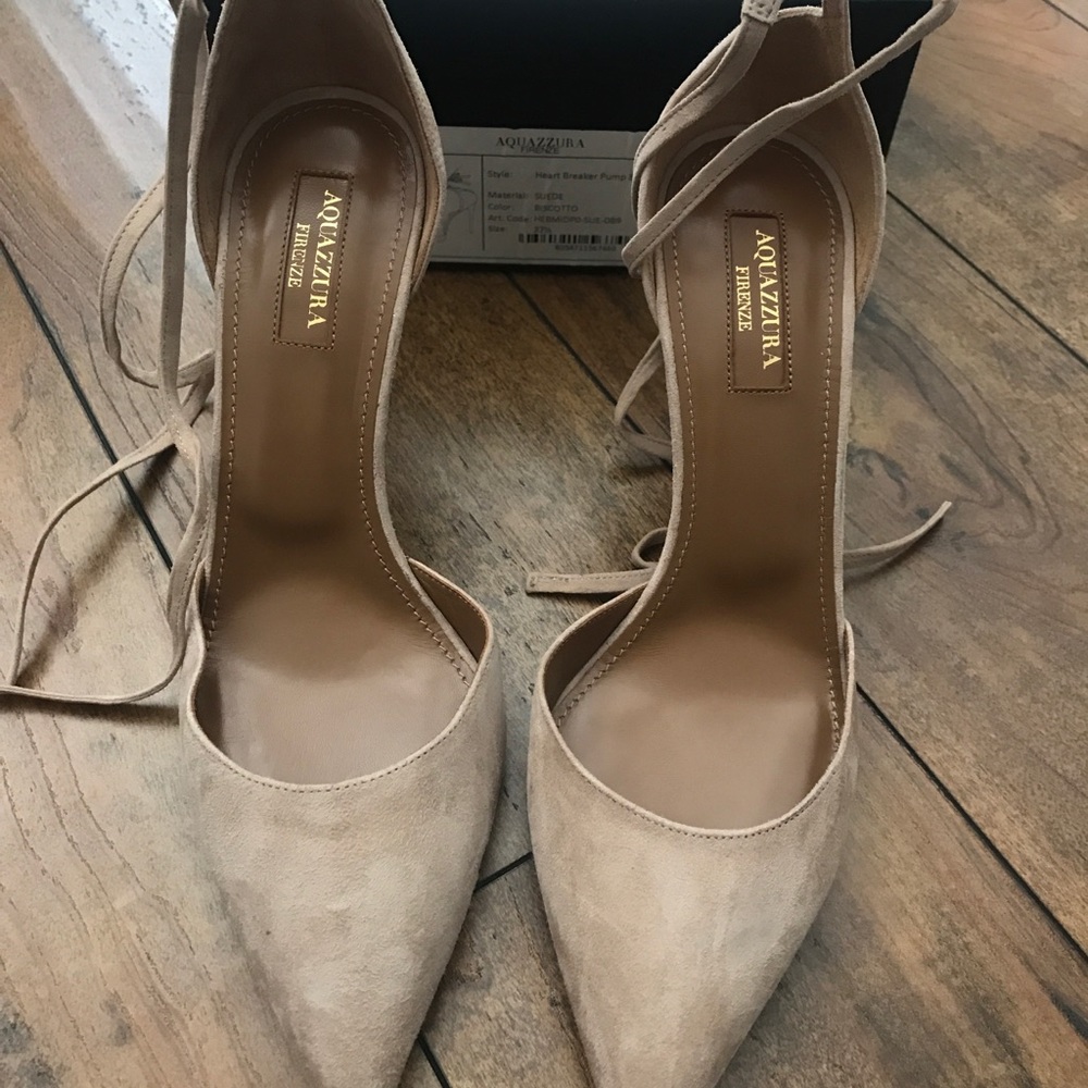 Aquazzurra Heart Breaker Pump- Suede Biscotto